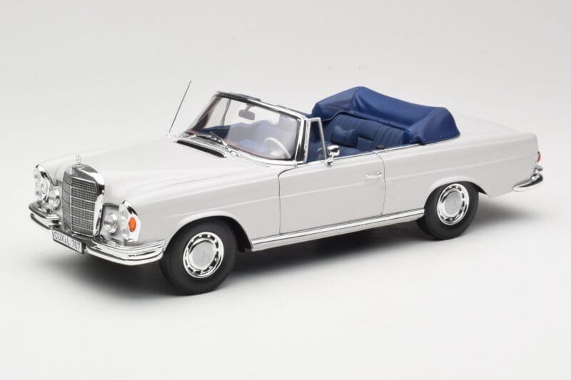 Mercedes 280 SE W111 Cabriolet Lysegrå Norev 1:18 183530 Metal