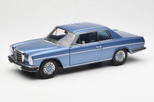 Mercedes 280C/8 W114 Coupe Blå Metallic AUTOart 1:18 76187 Metal