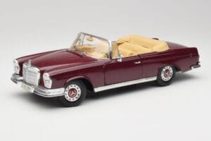 Mercedes 280SE W108 Bordeaux Rød Maisto 1:18 31811 Metal