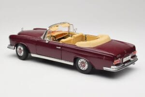 Mercedes 280SE W108 Bordeaux Rød Maisto 1:18 31811 Metal — billede 7 af 8