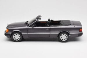 Mercedes 300 CE-24 W124 Cabriolet Lilla Metallic Norev 1:18 183567 Metal — billede 6 af 10