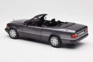 Mercedes 300 CE-24 W124 Cabriolet Lilla Metallic Norev 1:18 183567 Metal — billede 9 af 10