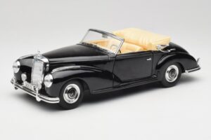 Mercedes 300 S W188 Cabriolet Sort Tchibo 1:18 36782 Metal