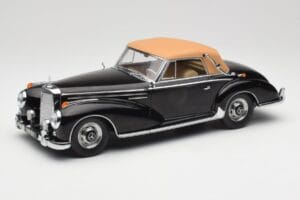 Mercedes 300 SC W188 Cabriolet Softtop Sort KK-Scale 1:18 KKDC180943 Metal