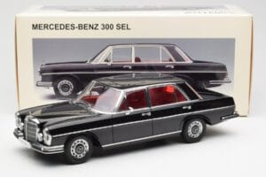 Mercedes 300 SEL 6.3 W109 Sort AUTOart 1:18 76140 Metal — billede 8 af 8