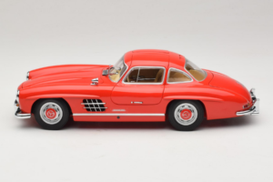 Mercedes 300 SL Gullwing Rød Minichamps 1:18 180039001 Metal — billede 4 af 8