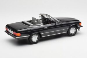 Mercedes 300 SL R107 Sort Pearl Forhandlerudgave Norev 1:18 B66040678 Metal — billede 4 af 10