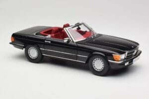 Mercedes 300 SL R107 Sort Norev 1:18 183511 Metal — billede 6 af 8
