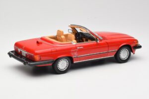 Mercedes 300 SL R107 Rød Norev 1:18 B66040623 Metal — billede 3 af 8
