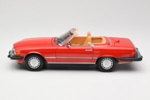 Mercedes 300 SL R107 Rød Norev 1:18 B66040623 Metal — billede 4 af 8
