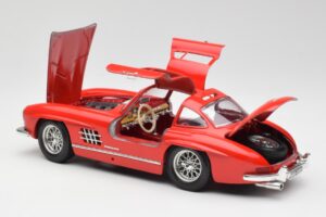 Mercedes 300 SL Rød Bburago 1:18 3015 Metal — billede 5 af 8