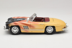 Mercedes 300 SL Roadster Rosemarie Muster Begrænset Udgave 18/27 Bburago 1:18 3023-M1 Metal — billede 4 af 8
