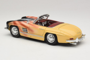 Mercedes 300 SL Roadster Rosemarie Muster Begrænset Udgave 18/27 Bburago 1:18 3023-M1 Metal — billede 7 af 8