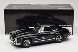 Mercedes 300 SL W198 Roadster With Hardtop Sort Minichamps 1:18 180039040 Metal — billede 8 af 8