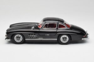 Mercedes 300 SL W198 Sort Minichamps 1:18 180039004 Metal — billede 4 af 8