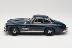 Mercedes 300 SL W198 Gullwing Mørkeblå Minichamps 1:18 110037216 Metal — billede 4 af 8