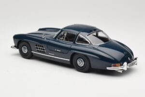 Mercedes 300 SL W198 Gullwing Mørkeblå Minichamps 1:18 110037216 Metal — billede 7 af 8