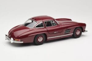 Mercedes 300 SL W198 Gullwing Mørkerød Minichamps 1:18 110037218 Metal — billede 3 af 8