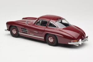 Mercedes 300 SL W198 Gullwing Mørkerød Minichamps 1:18 110037218 Metal — billede 7 af 8