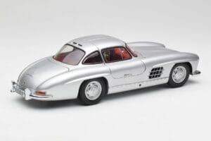 Mercedes 300 SL W198 Gullwing Sølv Minichamps 1:18 180039000 Metal — billede 3 af 8
