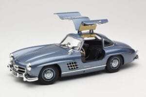 Mercedes 300 SL W198 Gullwing Light Blue Metallic Minichamps 1:18 110037220 Metal — billede 2 af 8