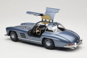 Mercedes 300 SL W198 Gullwing Light Blue Metallic Minichamps 1:18 110037220 Metal — billede 5 af 8