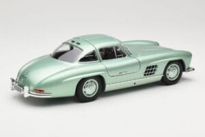 Mercedes 300 SL W198 Gullwing Light Green Metallic Minichamps 1:18 110037221 Metal — billede 3 af 8