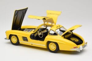 Mercedes 300 SL W198 Lysgul Minichamps 1:18 180039009 Metal — billede 5 af 8