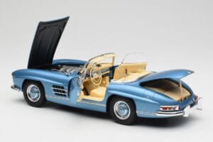 Mercedes 300 SL W198 Roadster Hardtop Light Blue Metallic Minichamps 1:18 180039042 Metal — billede 6 af 9
