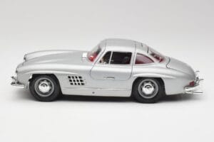 Mercedes 300 SL W198 Gullwing Silver Grå Bburago 1:18 3513 Metal — billede 5 af 8