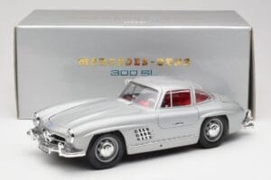 Mercedes 300 SL W198 Gullwing Silver Grå Bburago 1:18 3513 Metal — billede 8 af 8
