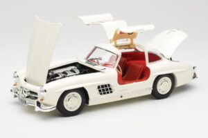 Mercedes 300 SL W198 Hvid Minichamps 1:18 180039006 Metal — billede 2 af 8