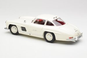 Mercedes 300 SL W198 Hvid Minichamps 1:18 180039006 Metal — billede 7 af 8