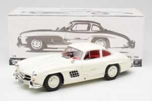 Mercedes 300 SL W198 Hvid Minichamps 1:18 180039006 Metal — billede 8 af 8