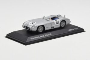 Mercedes 300 SLR #19 J.M. Fangio / S. Moss 24 Hours of Le Mans 1955 Minichamps 1:43 B66040253 Metal — billede 2 af 4