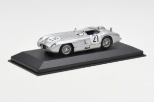 Mercedes 300 SLR #21 K. Kling / A. Simon 24 Hours of Le Mans 1955 Minichamps 1:43 432553021 Metal — billede 2 af 4