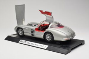 Mercedes 300 SLR Sølv Revell 1:12 08851 Metal — billede 5 af 8