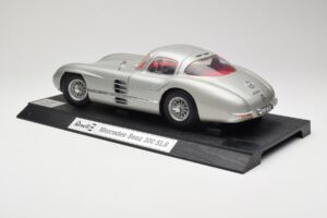 Mercedes 300 SLR Sølv Revell 1:12 08851 Metal — billede 7 af 8