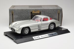 Mercedes 300 SLR Sølv Revell 1:12 08851 Metal — billede 8 af 8