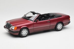 Mercedes 300CE-24 A124 Cabriolet Almandine Rød Metallic Norev 1:18 B66040616 Metal