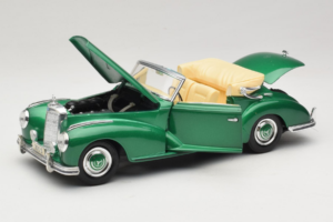 Mercedes 300S Cabriolet Green Metallic Maisto 1:18 52116 Metal — billede 2 af 7
