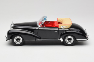 Mercedes 300S W188 Roadster Sort Welly 1:18 801-3271398 Metal — billede 4 af 8
