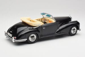 Mercedes 300SC W188 Obsidian Sort Maisto 1:18 806B Metal — billede 3 af 8