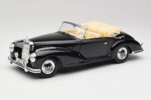 Mercedes 300SC W188 Obsidian Sort Maisto 1:18 806B Metal