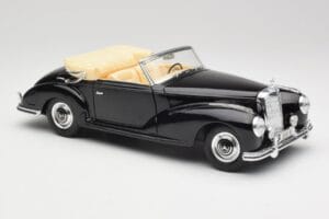 Mercedes 300SC W188 Obsidian Sort Maisto 1:18 806B Metal — billede 6 af 8