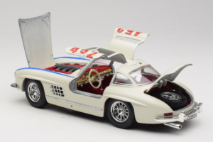 Mercedes 300SL #452 Mille Miglia 1955 Hvid Bburago 1:18 3015-M2 Metal — billede 5 af 8
