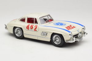 Mercedes 300SL #452 Mille Miglia 1955 Hvid Bburago 1:18 3015-M2 Metal — billede 6 af 8