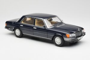 Mercedes 450 SEL 6.9 W116 Mørkeblå Revell 1:18 8956 Metal — billede 6 af 8