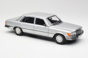 Mercedes 450 SEL 6.9 W116 Sølv Revell 1:18 8955 Metal — billede 6 af 8
