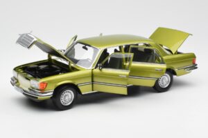 Mercedes 450 SEL W116 Citrus Grøn Forhandlerudgave Norev 1:18 B66040683 Metal — billede 2 af 8